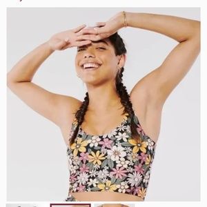 ISO Gilly Hicks Go Recharge set